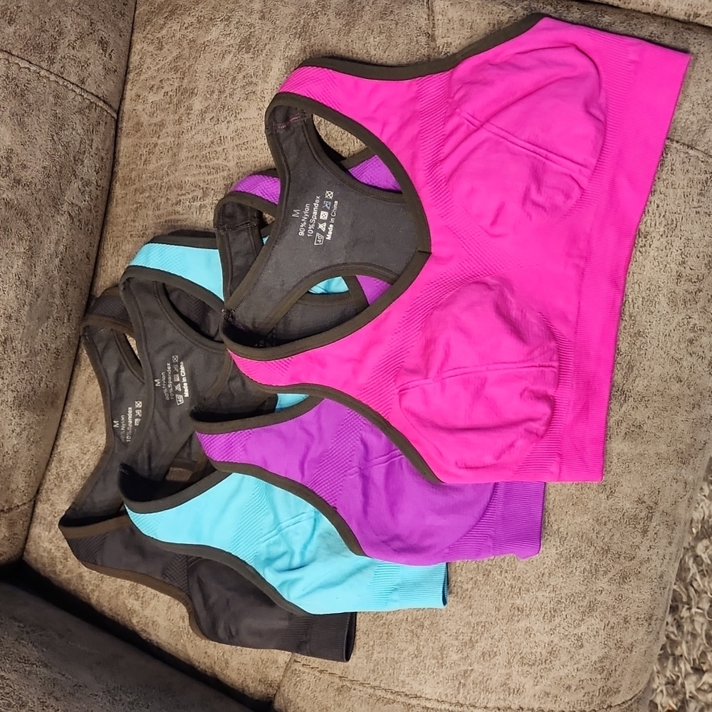 4 SPORT BRAS sz M